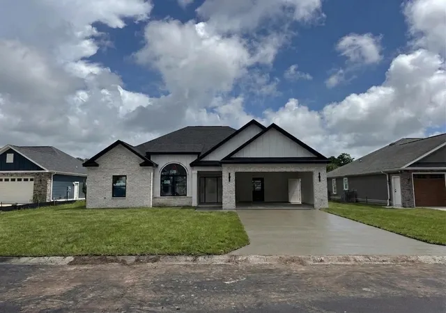 Photo 1 of Single family home for sale at 113 Swallowtail Ct, Little River, SC 29566 | MLS# 2619577 | Listing updated on 2026-09-08
