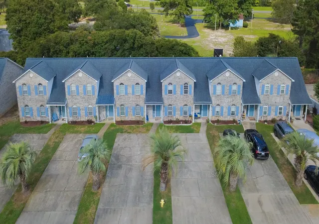 Photo 2 of Townhouse for sale at 4291 Parkway Ln #4291, Little River, SC 29566 | MLS# 2619590 | Listing updated on 2026-09-11