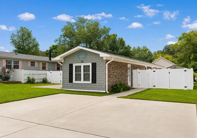 Photo 2 of Sale Pending at 715 Cypress Dr, Surfside Beach, SC 29575 | MLS# 2619597 | Listing updated on 2026-09-11
