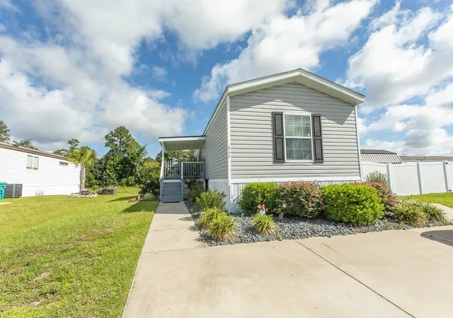 Photo 2 of Manufactured home for sale at 147 Shetland Woods Dr, Myrtle Beach, SC 29577 | MLS# 2619722 | Listing updated on 2026-09-13