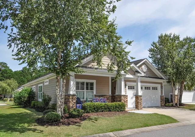 Photo 3 of Single family home for sale at 339 Arlington Cir, Murrells Inlet, SC 29576 | MLS# 2619762 | Listing updated on 2026-09-20