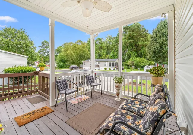 Photo 2 of Manufactured home for sale at 983 Jamestown Rd, Conway, SC 29526 | MLS# 2619776 | Listing updated on 2026-09-08