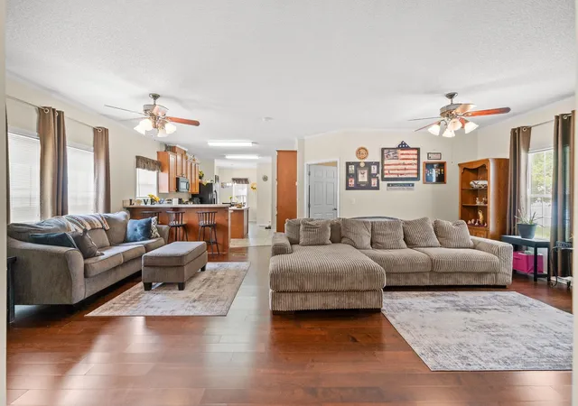Photo 3 of Manufactured home for sale at 983 Jamestown Rd, Conway, SC 29526 | MLS# 2619776 | Listing updated on 2026-09-08