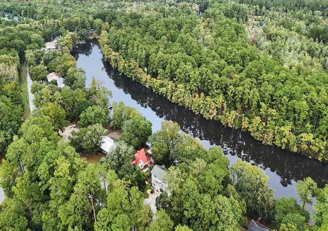 Photo 3 of Single family home for sale at 515 River Rd, Conway, SC 29526 | MLS# 2619888 | Listing updated on 2026-09-20