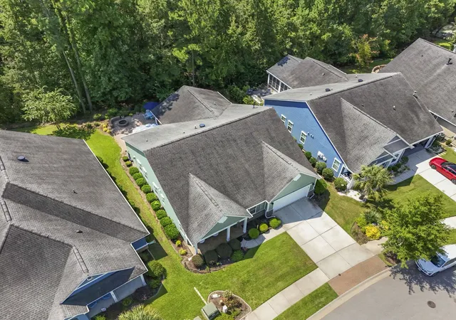 Photo 3 of Sale Pending at 1977 Oxford St, Myrtle Beach, SC 29577 | MLS# 2620007 | Listing updated on 2026-09-10