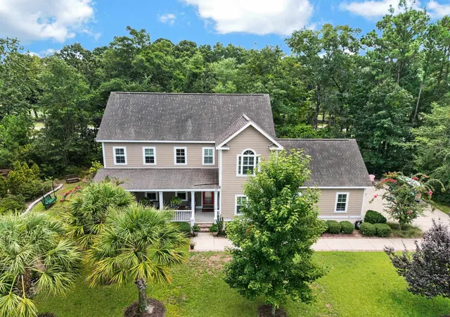 Photo 2 of Single family home for sale at 172 Tuckers Rd, Pawleys Island, SC 29585 | MLS# 2620130 | Listing updated on 2026-09-12