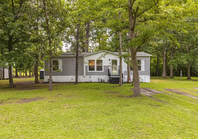 Photo 2 of Manufactured home for sale at 271 Williamson Lake Cir, Conway, SC 29526 | MLS# 2620178 | Listing updated on 2026-09-10