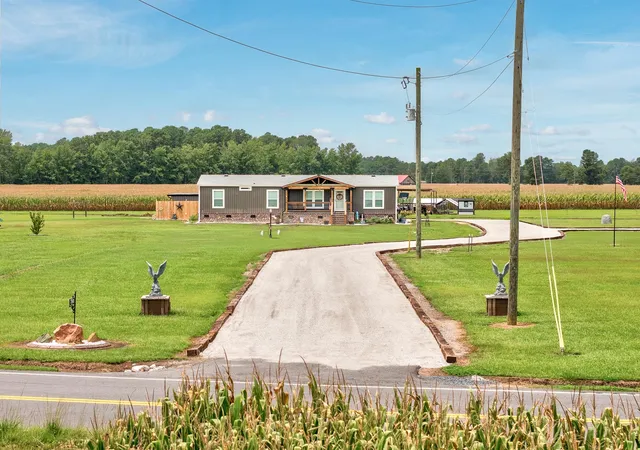 Photo 2 of Manufactured home for sale at 7583 Highway 66, Loris, SC 29569 | MLS# 2620360 | Listing updated on 2026-09-09