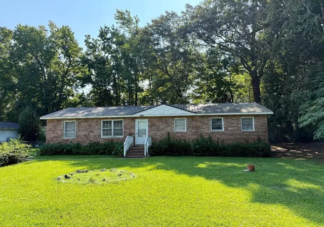 Photo 1 of Single family home for sale at 509 Baker St, Marion, SC 29571 | MLS# 2620365 | Listing updated on 2026-10-22