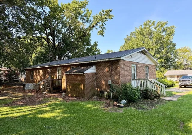 Photo 2 of Single family home for sale at 509 Baker St, Marion, SC 29571 | MLS# 2620365 | Listing updated on 2026-10-22