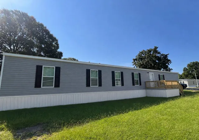 Photo 3 of Manufactured home for sale at 7539 Lacy Dr, Myrtle Beach, SC 29588 | MLS# 2620404 | Listing updated on 2026-09-09