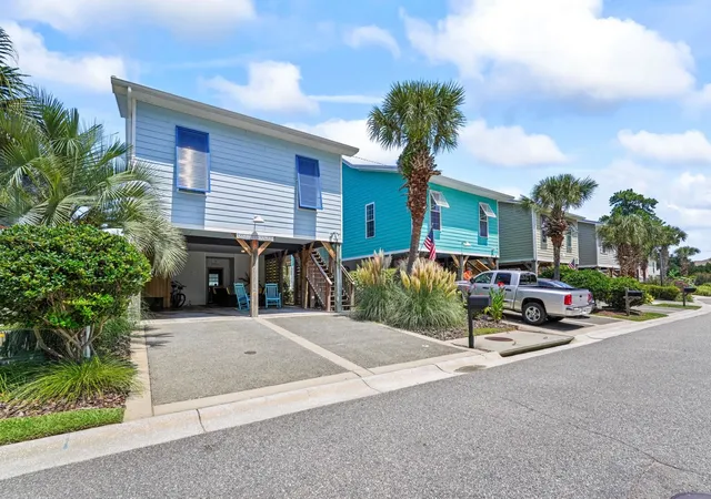 Photo 3 of Sale Pending at 72 Weatherboard Ct, Pawleys Island, SC 29585 | MLS# 2620420 | Listing updated on 2026-09-03