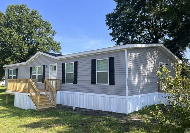 Photo 2 of Manufactured home for sale at 7570 Aubrey Ln, Myrtle Beach, SC 29588 | MLS# 2620426 | Listing updated on 2026-09-09