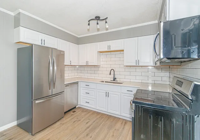 Photo 3 of Sale Pending at 325 Grices Fry Ct, Mullins, SC 29574 | MLS# 2620610 | Listing updated on 2026-09-05