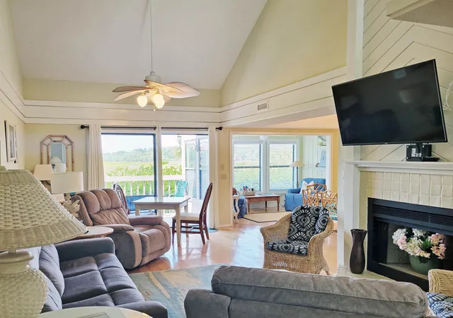 Listing Photo 4 - Condo for sale in building located at 93 Osprey Watch Cir, Pawleys Island, SC 29585 - Unit #8-A