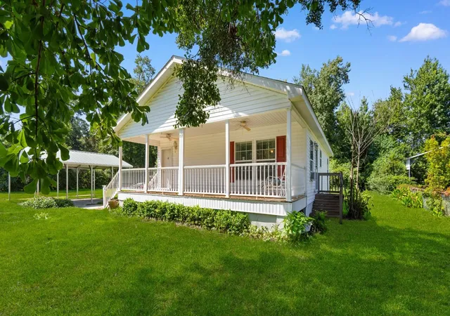 Photo 2 of Sale Pending at 1017 Holt Rd, Conway, SC 29526 | MLS# 2620654 | Listing updated on 2026-09-14