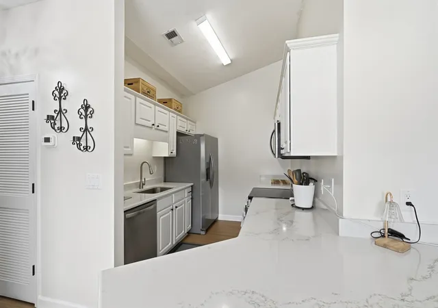 Listing Photo 4 - Condo for sale in building located at 155 Westhaven Dr, Myrtle Beach, SC 29579 - Unit #14-H