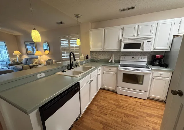 Listing Photo 5 - Condo for sale in building located at 207 Lndg Rd, North Myrtle Beach, SC 29582 - Unit #I
