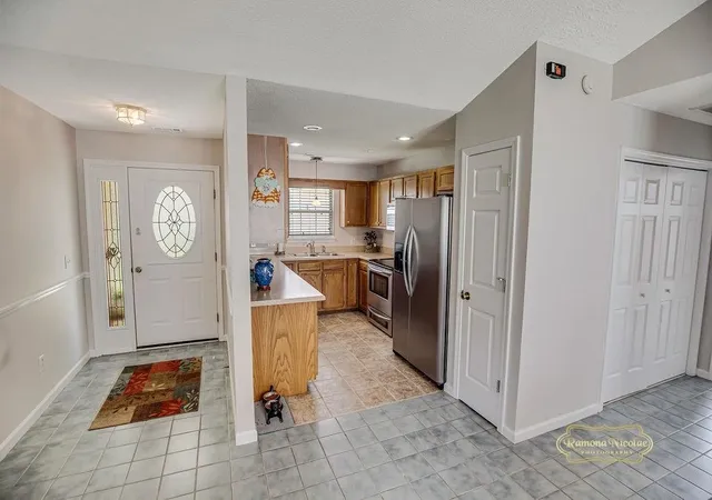 Photo 4 of Single family home for sale at 525 Drake Ln, Surfside Beach, SC 29575 | MLS# 2620826 | Listing updated on 2026-09-11