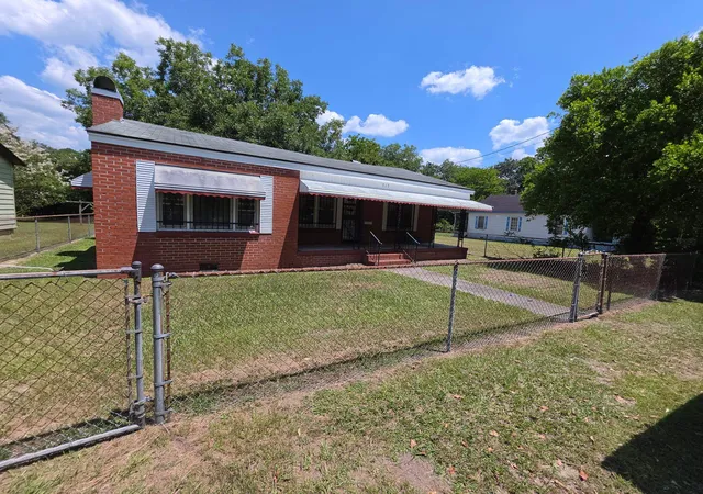 Photo 1 of Sale Pending at 717 Euclid St, Marion, SC 29571 | MLS# 2620937 | Listing updated on 2026-09-15