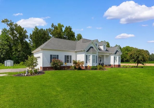 Photo 2 of Single family home for sale at 735 Four Mile Rd, Conway, SC 29526 | MLS# 2620942 | Listing updated on 2026-10-07