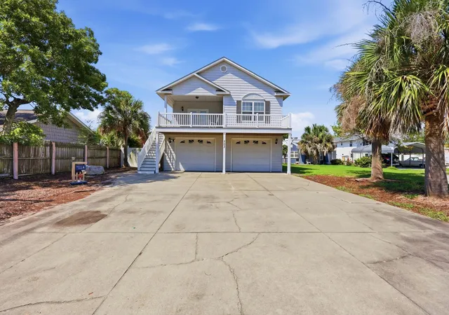 Photo 1 of Single family home for sale at 703 27th Ave S, North Myrtle Beach, SC 29582 | MLS# 2620984 | Listing updated on 2026-09-11