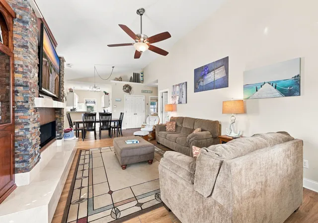 Photo 2 of Single family home for sale at 703 27th Ave S, North Myrtle Beach, SC 29582 | MLS# 2620984 | Listing updated on 2026-09-11