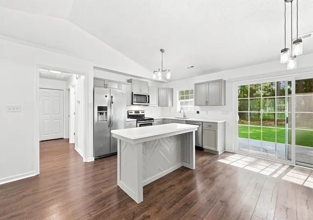 Photo 2 of Sale Pending at 1057 Courtyard Dr, Conway, SC 29526 | MLS# 2620986 | Listing updated on 2026-09-10