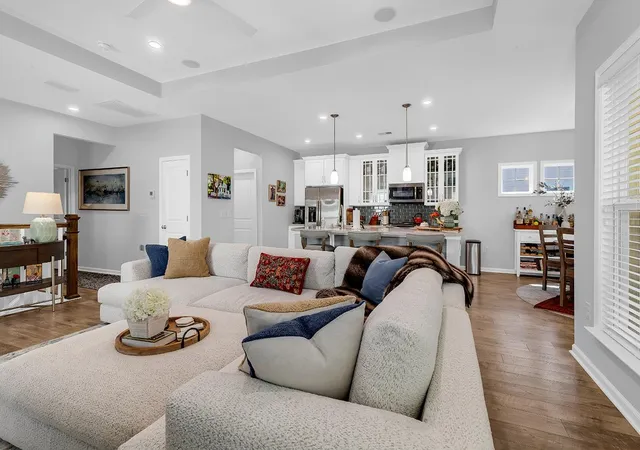 Photo 2 of Single family home for sale at 301 Splendor Circle, Murrells Inlet, SC 29576 | MLS# 2620989 | Listing updated on 2026-09-03