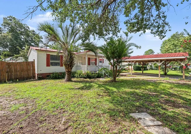Photo 3 of Sale Pending at 474 Grapevine St, Myrtle Beach, SC 29579 | MLS# 2621030 | Listing updated on 2026-09-26