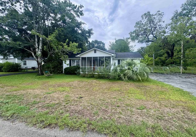 Photo 1 of Sale Pending at 103 E Elmwood St, Andrews, SC 29510 | MLS# 2621068 | Listing updated on 2026-09-10