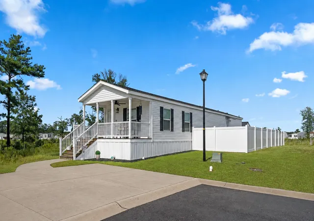 Photo 3 of Sale Pending at 520 King Air Ct, Myrtle Beach, SC 29577 | MLS# 2621183 | Listing updated on 2026-09-19