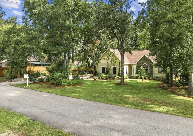 Photo 3 of Sale Pending at 712 11th Ave N, Surfside Beach, SC 29575 | MLS# 2621191 | Listing updated on 2026-09-21