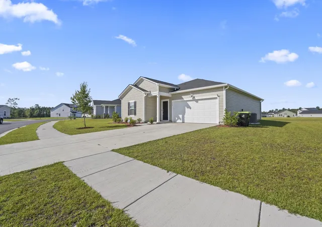 Photo 3 of Single family home for sale at 219 Warner Crossing Way, Loris, SC 29569 | MLS# 2621208 | Listing updated on 2026-10-05