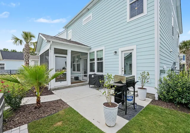 Photo 3 of Single family home for sale at 1805 Tryon Dr, Myrtle Beach, SC 29588 | MLS# 2621233 | Listing updated on 2026-09-12