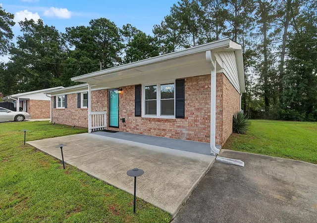 Photo 3 of Single family home for sale at 5660 Dogwood Circle, Myrtle Beach, SC 29588 | MLS# 2621291 | Listing updated on 2026-09-14