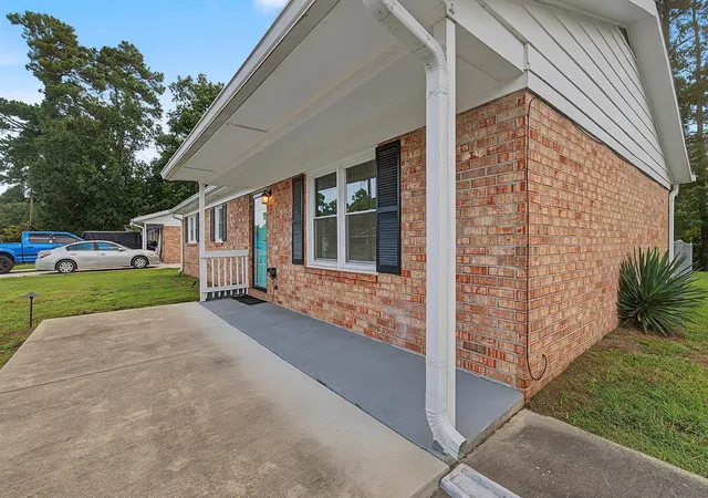 Photo 4 of Single family home for sale at 5660 Dogwood Circle, Myrtle Beach, SC 29588 | MLS# 2621291 | Listing updated on 2026-09-14