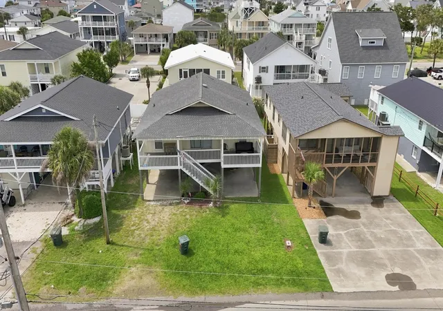 Photo 2 of Sale Pending at 215 34th Ave N, North Myrtle Beach, SC 29582 | MLS# 2621380 | Listing updated on 2026-09-01