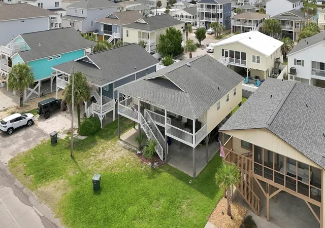 Photo 3 of Sale Pending at 215 34th Ave N, North Myrtle Beach, SC 29582 | MLS# 2621380 | Listing updated on 2026-09-01