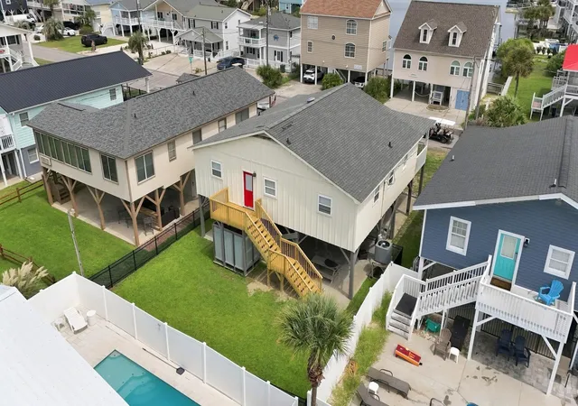 Photo 3 of Sale Pending at 215 34Th Ave N, North Myrtle Beach, SC 29582 | MLS# 2621380 | Listing updated on 2026-09-01
