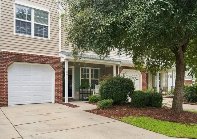 Photo 2 of Townhouse for sale at 1061 Williston Loop, Murrells Inlet, SC 29576 | MLS# 2621504 | Listing updated on 2026-09-03