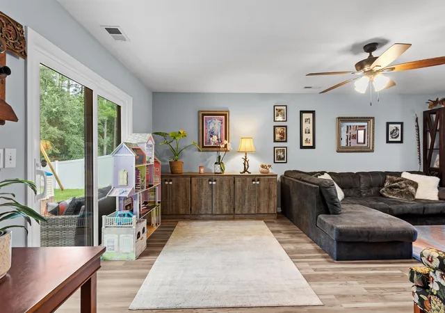 Photo 4 of Single family home for sale at 480 Dandalion Ln, Myrtle Beach, SC 29579 | MLS# 2621559 | Listing updated on 2026-09-02