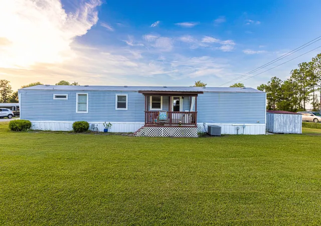 Photo 1 of Manufactured home for sale at 3102 Buckeye Ln, Myrtle Beach, SC 29577 | MLS# 2621566 | Listing updated on 2026-09-22