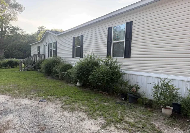 Photo 2 of Manufactured home for sale at 835 Oatland Rd, Georgetown, SC 29440 | MLS# 2621671 | Listing updated on 2026-09-01