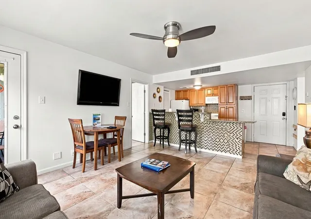 Photo 4 of Condo for sale at 5905 S Kings Hwy #6211, Myrtle Beach, SC 29575 | MLS# 2621673 | Listing updated on 2026-09-04