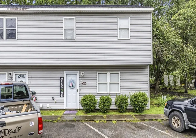 Photo 2 of Townhouse for sale at 4604 Lomax Ct #7-D, Murrells Inlet, SC 29576 | MLS# 2621694 | Listing updated on 2026-09-17