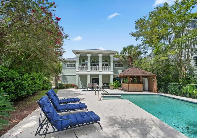 Photo 3 of Single family home for sale at 4907 Woodview Ln, Myrtle Beach, SC 29575 | MLS# 2621699 | Listing updated on 2026-09-09