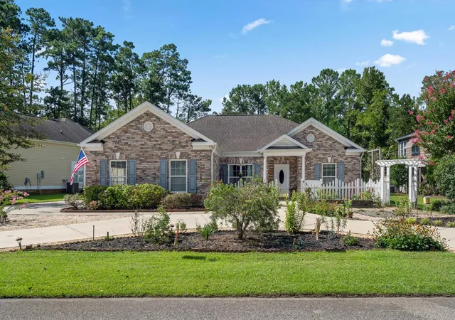 Photo 3 of Single family home for sale at 305 Brace Dr, Pawleys Island, SC 29585 | MLS# 2621737 | Listing updated on 2026-09-24