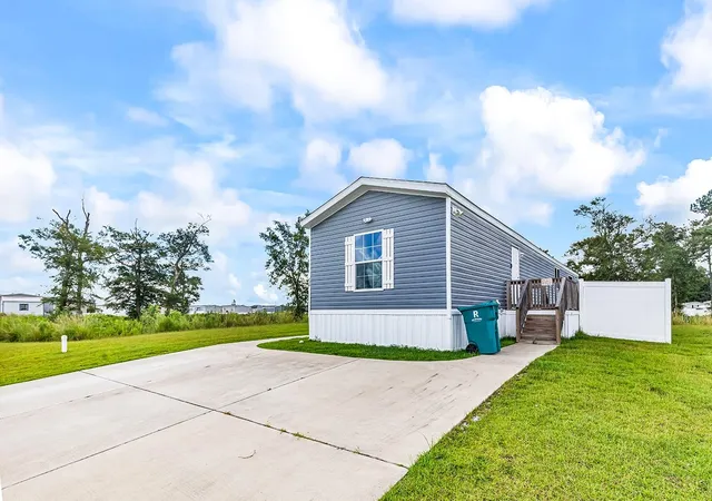 Manufactured home for sale at 220 Air Strm Dr, Myrtle Beach, SC 29577 | MLS# 2621738