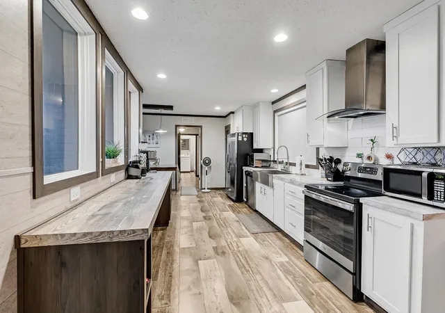 Photo 1 of Manufactured home for sale at 220 Air Strm Dr, Myrtle Beach, SC 29577 | MLS# 2621738 | Listing updated on 2026-09-02